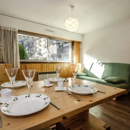 Comfortable Apartment Located At The Foot Of The Slopes Appartement Chamonix